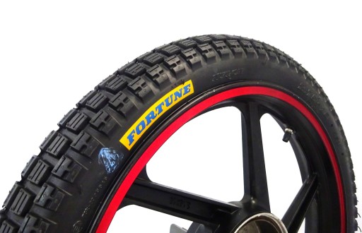 OPONA MOTOCYKLOWA 18X2.75 M879 FORTUNE