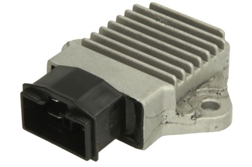 Regulator napięcia INPARTS IP000216