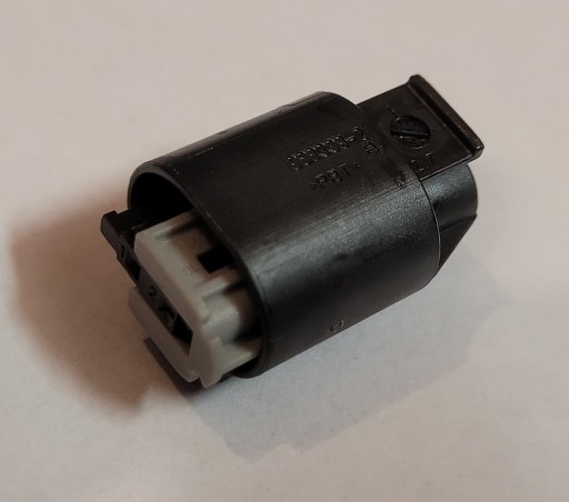 Mercedes W210 wtyczka czujnika temperatury zewnętrznej 2105402081