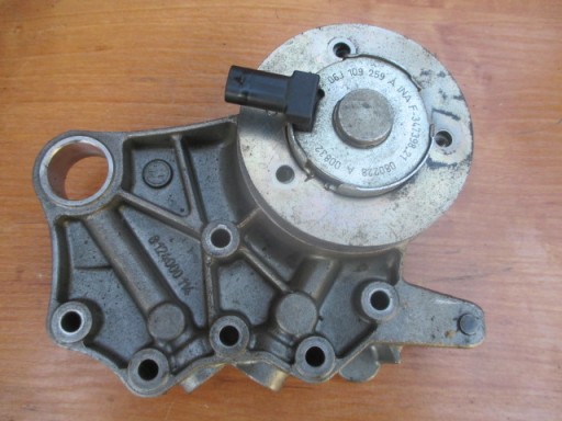 VW AUDI SKODA 1.8 TFSI OBUDOWA WAŁKÓW 06H103166E