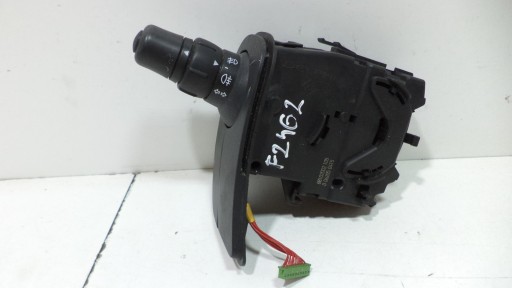 WŁĄCZNIK ŚWIATEŁ KIERUNKOWSKAZÓW RENAULT CLIO III KANGOO II EUROPA 88102002