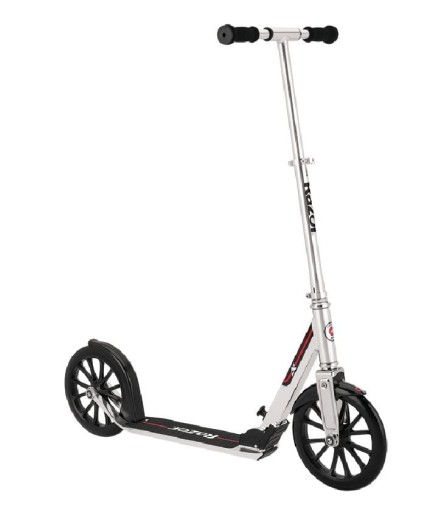 Hulajnoga Razor6 13073013 (kolorzarny, kolorrebrny)