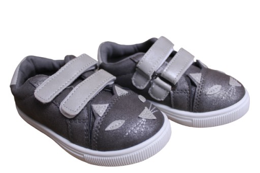 BUTY SPORTOWE, TRAMPKI KOTKI ROZ. 24