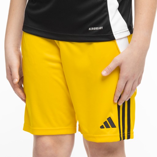 adidas Spodenki krótkie dla dzieci sportowe piłkarskie Tiro 24 roz.128
