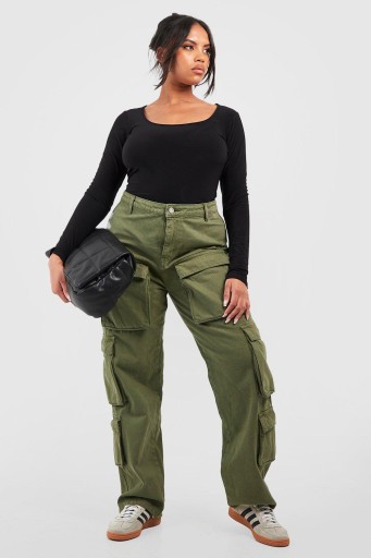 BOOHOO CZARNE BODY DŁUGI RĘKAW PLUS SIZE R.3XL L055014