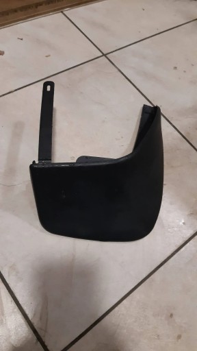 RENAULT SCENIC OSŁONA NADKOLA CHLAPACZ PRAWY TYŁ 7701410850