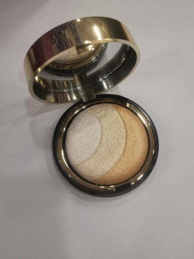 Pupa Extreme Gold Highlighter