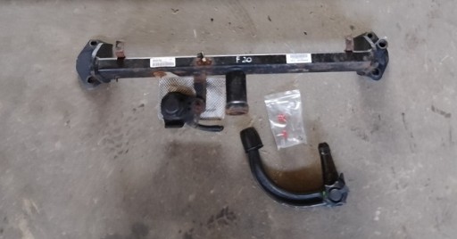 BMW F20 HAK HOLOWNICZY
