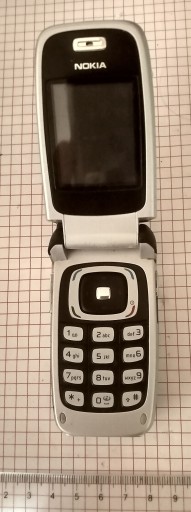 TELEFON NOKIA RM-161 uszkodzony / 3198D