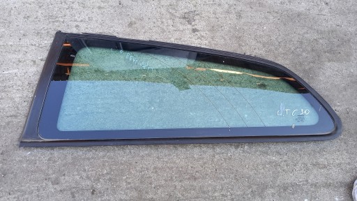 SZYBA KAROSERYJNA LEWA VOLVO C30