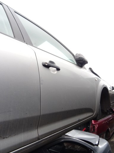DRZWI PRAWE PRZÓD PRZEDNIE KIA CEED I 9S