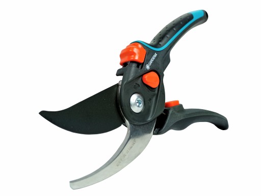 GARDENA 8905 Sekator do gałęzi do 24mm z regulacją do dużych i małych dłoni