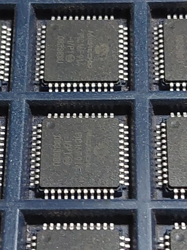PIC16F914I/PT MICROCHIP TECHNOLOGY