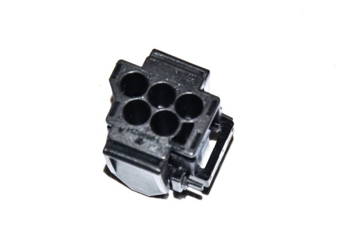 Obudowa gniazda BMW E32 E39 E53 X5 730 735 740 750