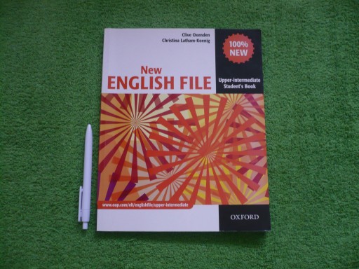 NEW ENGLISH FILE STUDENTS BOOK