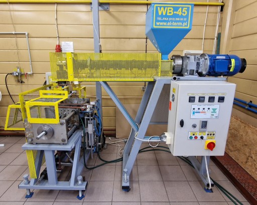 Wytłaczarka WB-45 wytłaczarko-butelczarka do produkcji zniczy, butelek itd