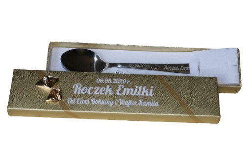 Łyżeczka z grawerem w chrzest roczek prezent