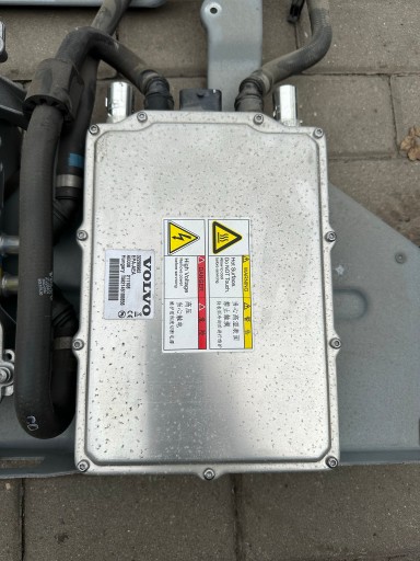VOLVO XC60 XC90 T8 KONWERTER LADOWARKA 32299962