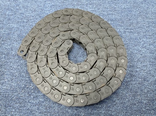 Prowadnik przewodów wymiary wew 15x17mm dł 208 cm