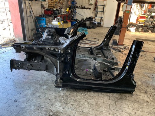 ĆWIARTKA PRZÓD PODŁUŻNICA LEWA RANGE ROVER VOGUE L405