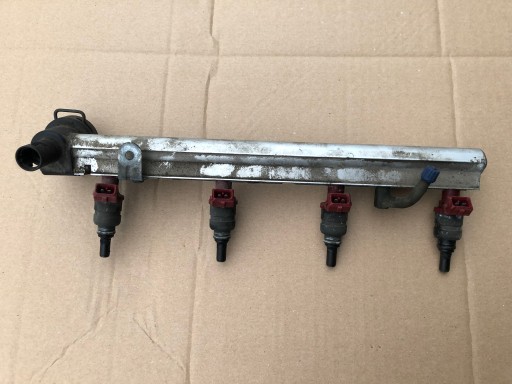WTRYSKIWACZ WTRYSK VOLVO S40 V40 1.9 2.0 T 6900371