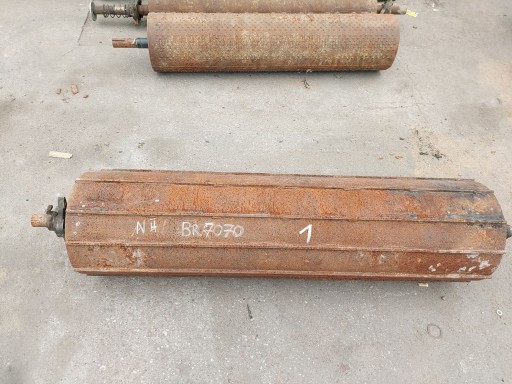 WAŁ ROLKA STARTOWA PRASA NEW HOLLAND BR7070 180R