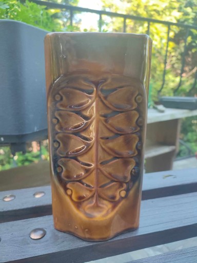 Ceramiczny pojemnik na wodę na kaloryfer z Prlu