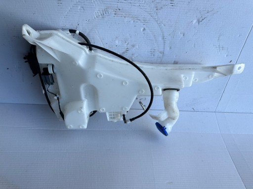 KUGA MK3 ZBIORNICZEK SPRYSKIWACZY POMPKA LV4B-13K176-AM