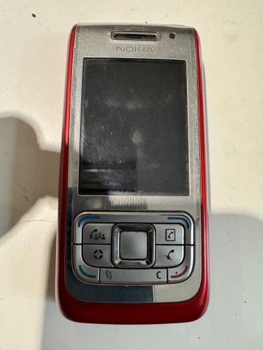 Telefon komórkowy Nokia E65-1