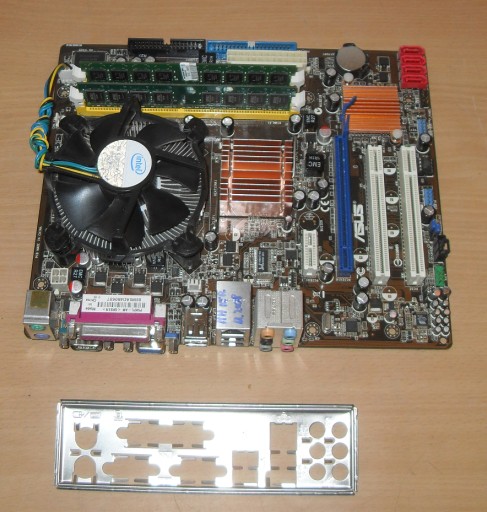 ASUS P5KPL-AM + PENTIUM D E5200 2,5 GHz + 2 GB