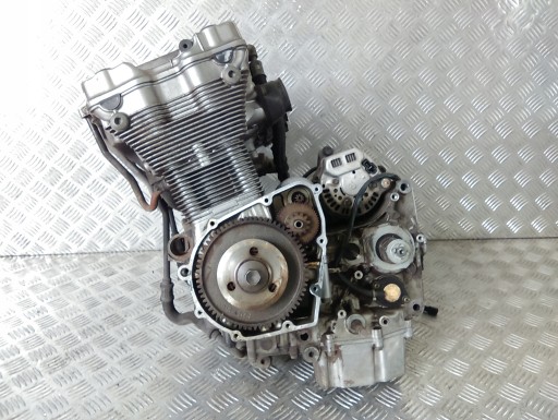 SUZUKI GSF 600 BANDIT silnik