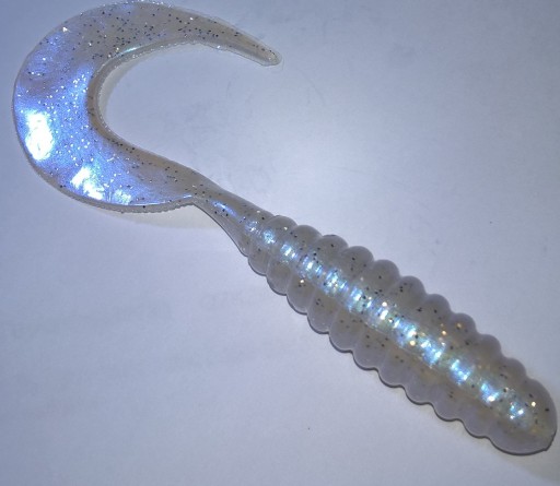 Manns Twister 7cm Perła ze srebrnym brokatem
