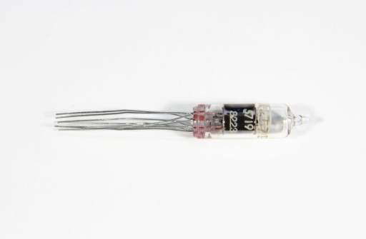 LAMPA WOJSKOWA 5719 RTC TRIODA MCZ NOWA