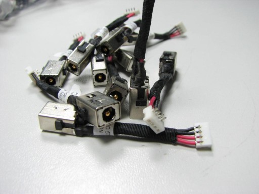 Gniazdo HP MINI 110 210 910 PJ163