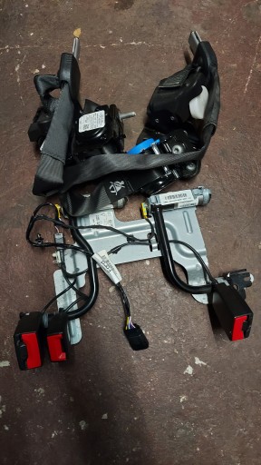 Tylne pasy pompowane napinacze komplet mondeo mk5