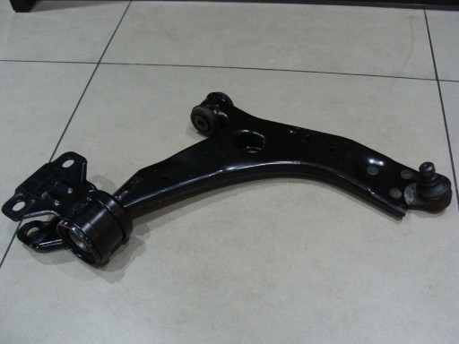 WAHACZ PRAWY FOCUS MK3 C-MAX AV61-3A262-DA