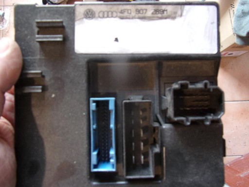 MODUŁ ŚWIATEŁ AUDI 4F0907289M