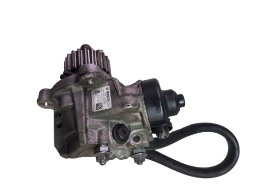 VW PASSAT B7 2.0 TDI POMPA WTRYSKOWA 0445010534