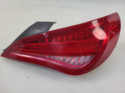 MERCEDES CLA C117 W117 LAMPA PRAWY TYŁ PRAWA TYLNA A1179060601