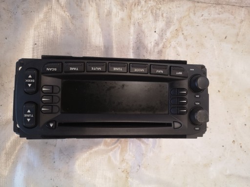 JEEP GRAND CHEROKEE WJ RADIO NAVI LIFT z kodem