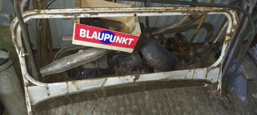 GAZ 69 AM KOMANDORKA RAMKA ZEWNĘTRZNA SZYBY