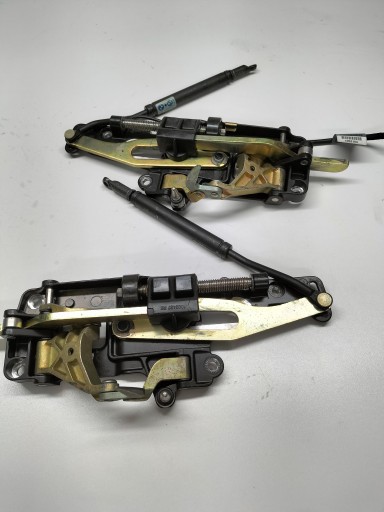 Zamek ryglujący dachu LEWA strona BMW E46 cabrio 3001157003 8229824