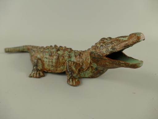 KROKODYL - ŻELIWNA FIGURA - ŻELIWO FIGURKA OGRÓD