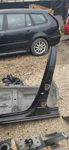 SŁUPEK B LEWY PRÓG DACIA DUSTER I 10-