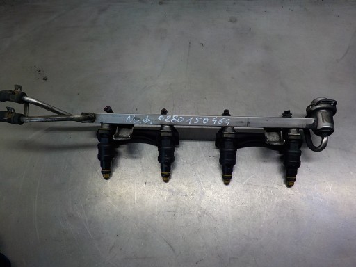 AUDI A3 I 8L LISTWA WTRYSKOWA 0280150464 1.8 B