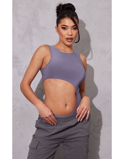 PrettyLittleThing BODY Z WYCIĘCIEM NA BOKU GŁADKIE R.M D469103