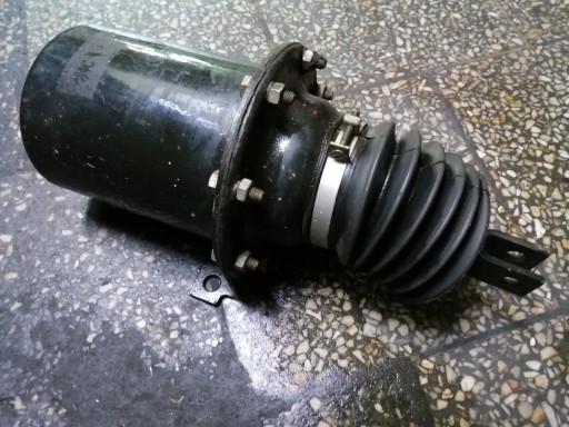 SIŁOWNIK HAMULCOWY TŁOKOWY PNEUMATYCZNY FI-125 DO PRZYCZEPY X533200