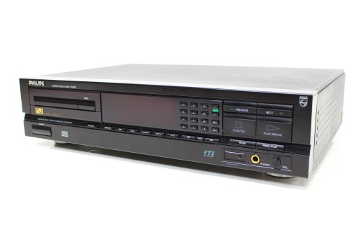 Odtwarzacz CD Philips CD-824 BITSTREM Conversion