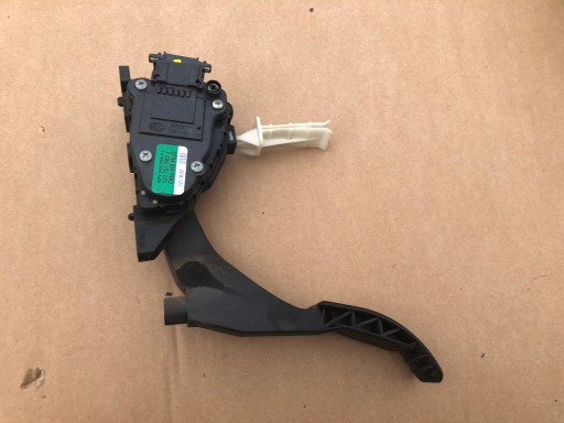 PEDAŁ POTENCJOMETR GAZU VOLKSWAGEN GOLF IV LEON