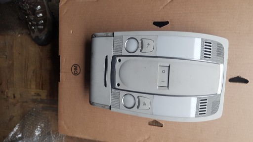 audi a6 c6 lampka mikrofon oświetlenie kabiny